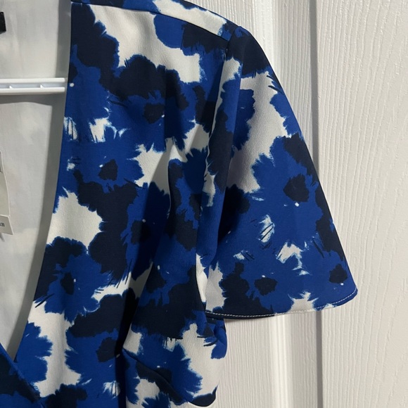 Banana Republic Wrap Dress - Picture 3 of 5